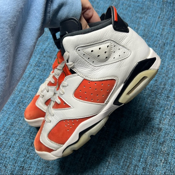 Nike Jordan 6 Retro GS Gatorade Like Mike Sneakers in Summit White Team Orange - Picture 6 of 10